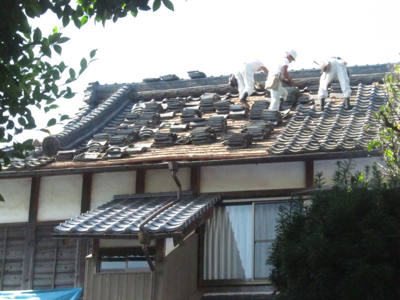屋根の修理
